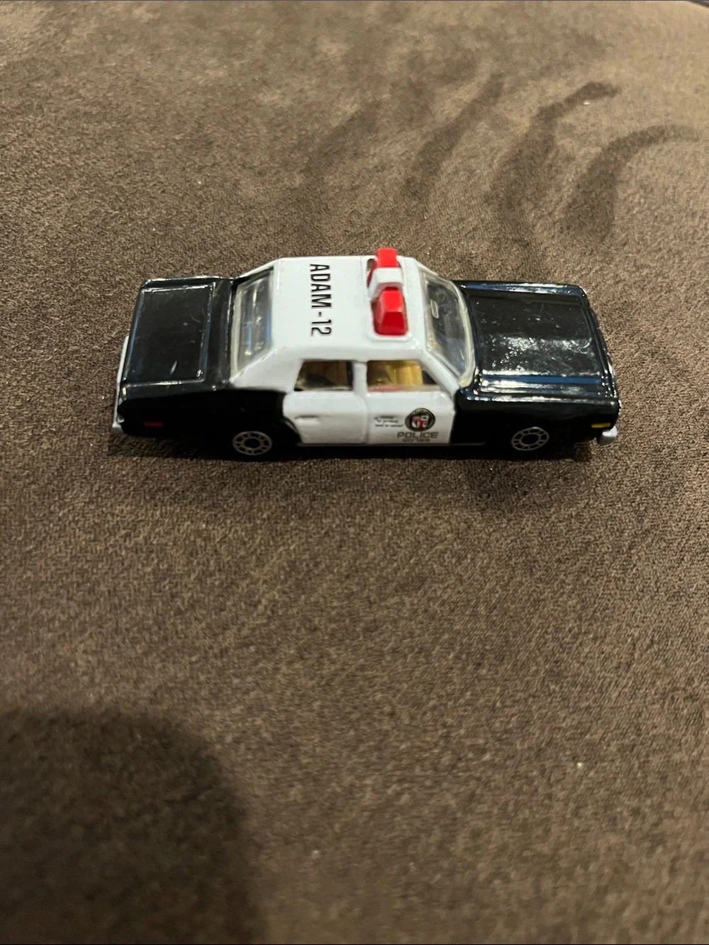 1998 Matchbox Star Car Collection Series 2 “Adam 12” Plymouth Grand Fury Police